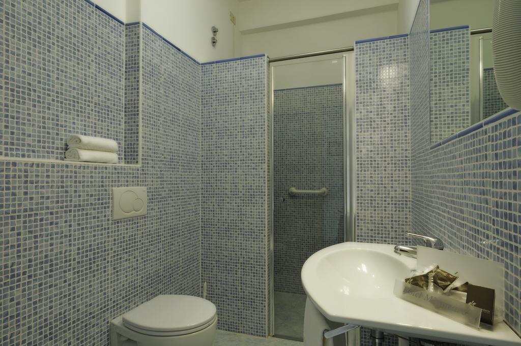 Hotel Miramare Diano Marina Kamer foto