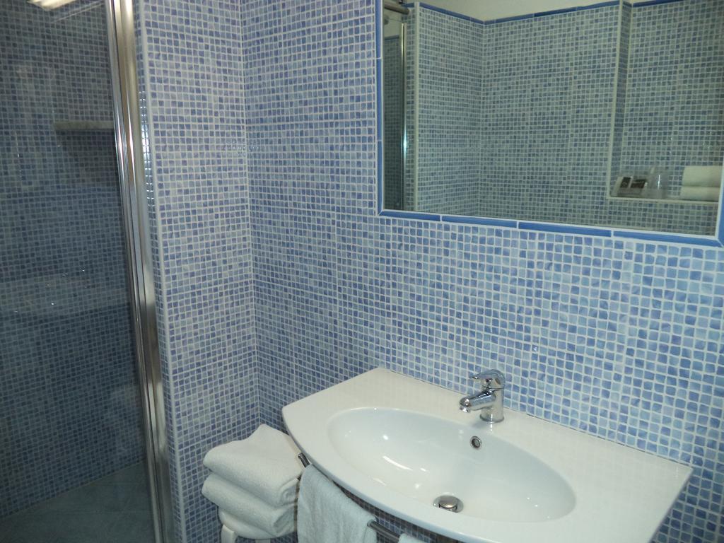 Hotel Miramare Diano Marina Buitenkant foto
