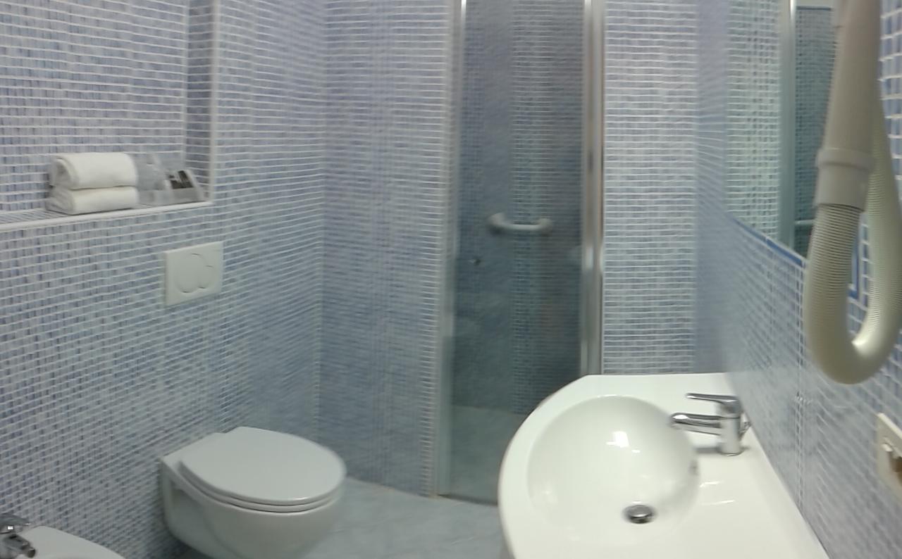 Hotel Miramare Diano Marina Buitenkant foto